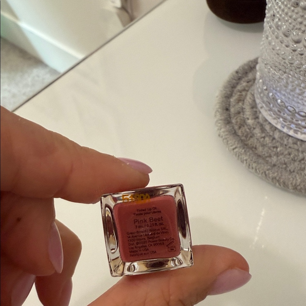 Merit Shade Slick Tinted Lip Oil - Picture 4 of 4